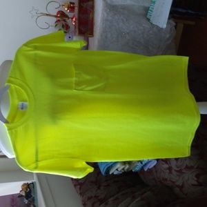 Gildan Heavy cotton neon yellow short sleeve small pocket tee, NWOT
